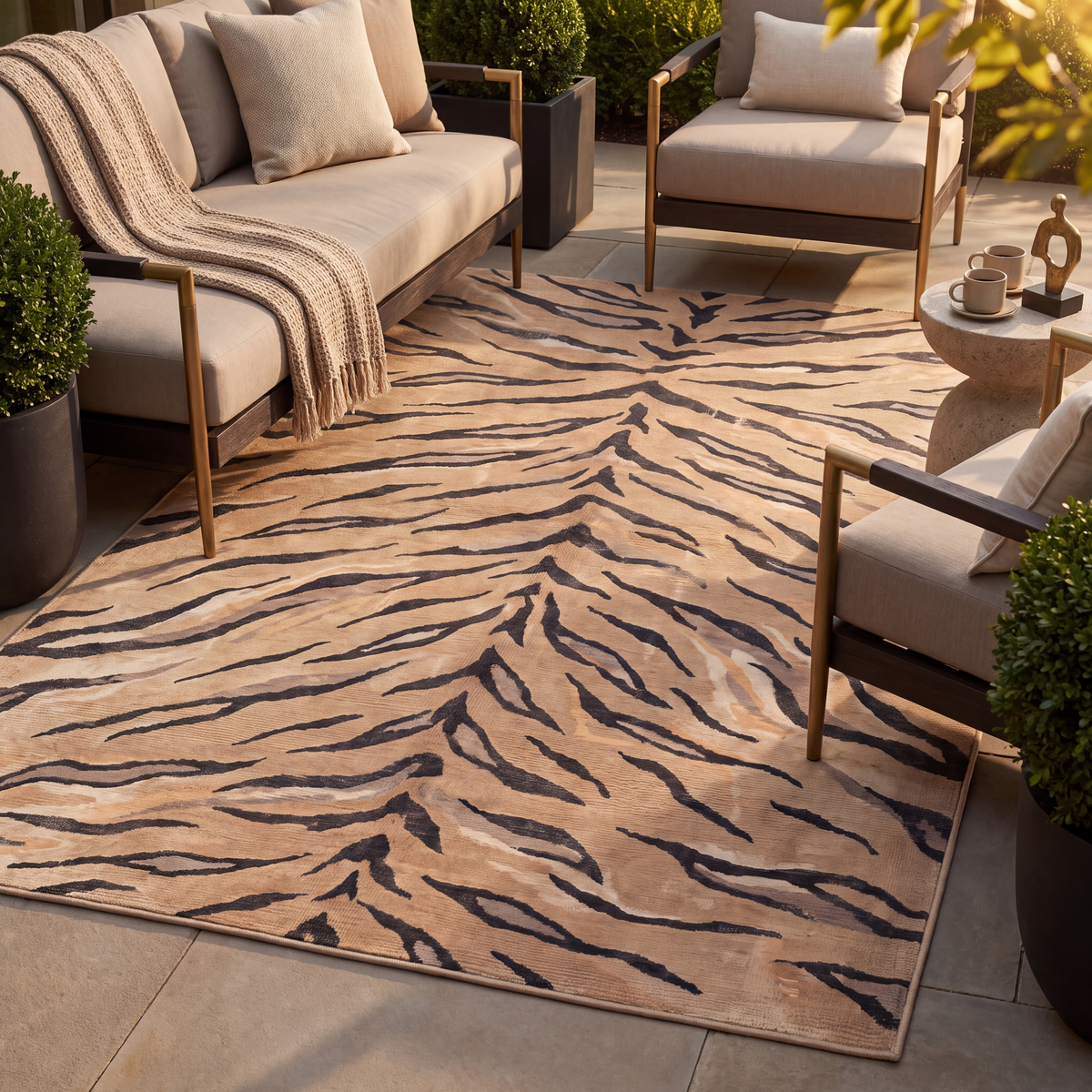 RECTANGLE | Fayalite rectangle outdoor