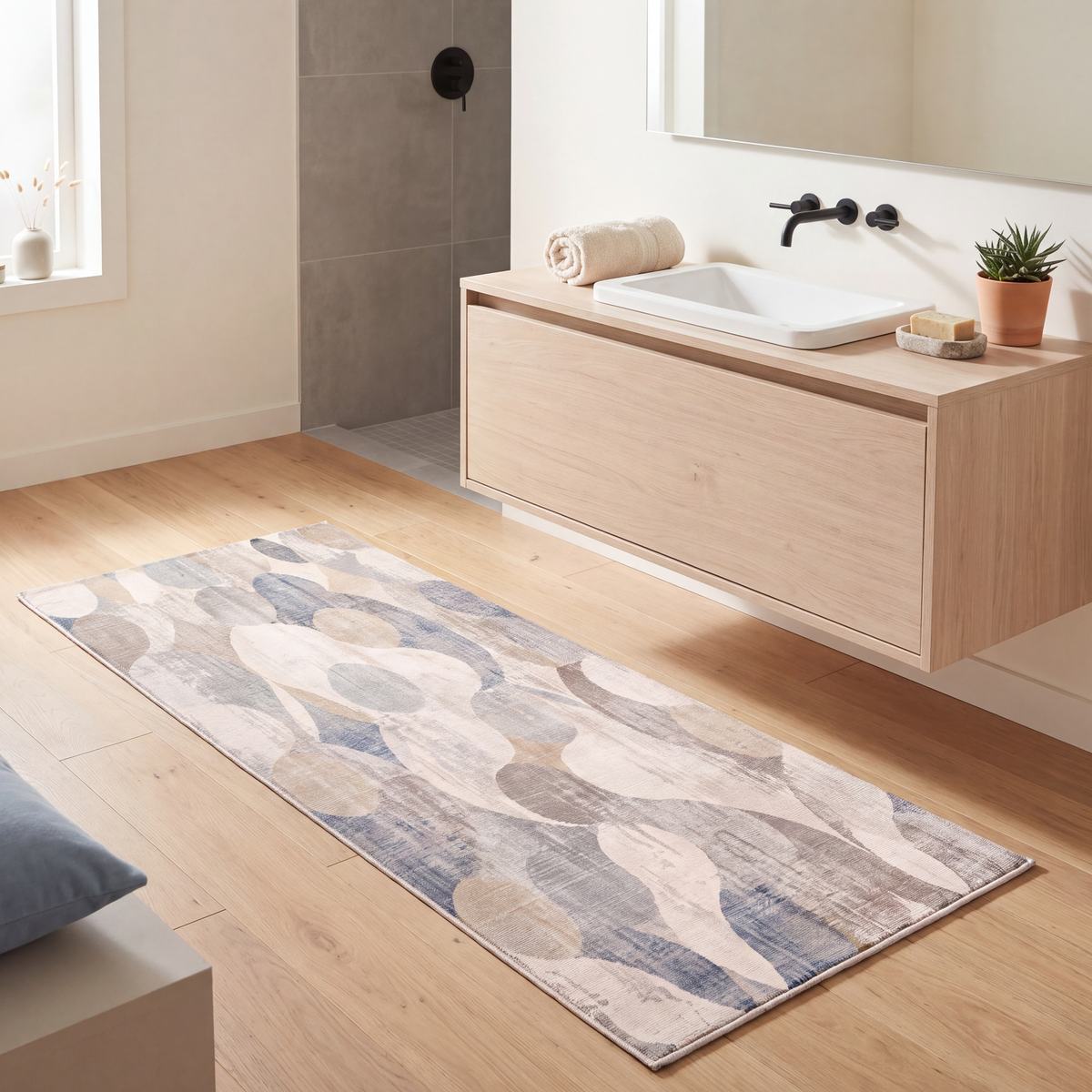 RUNNER | Magnolia runner bathroom