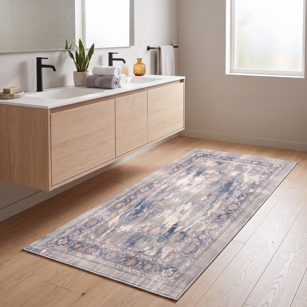 RUNNER | Cedar runner bathroom