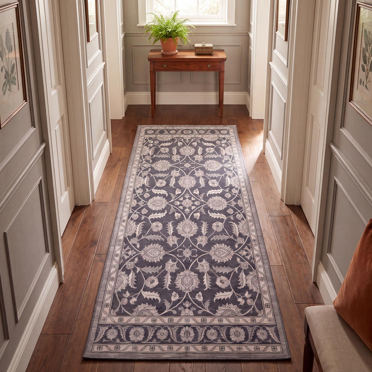 RUNNER | Selwyn runner hallway