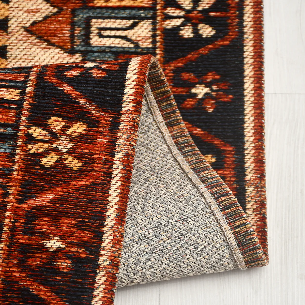 SHARED | Cirrus Persian Style Traditional Medallion Rust Black Cream  photo 1