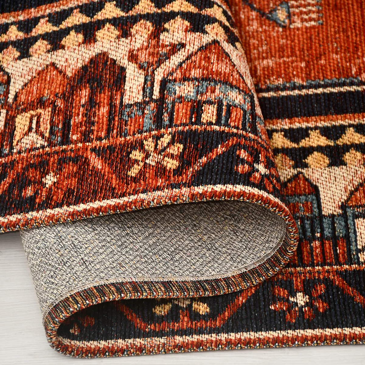 SHARED | Cirrus Persian Style Traditional Medallion Rust Black Cream  photo 2