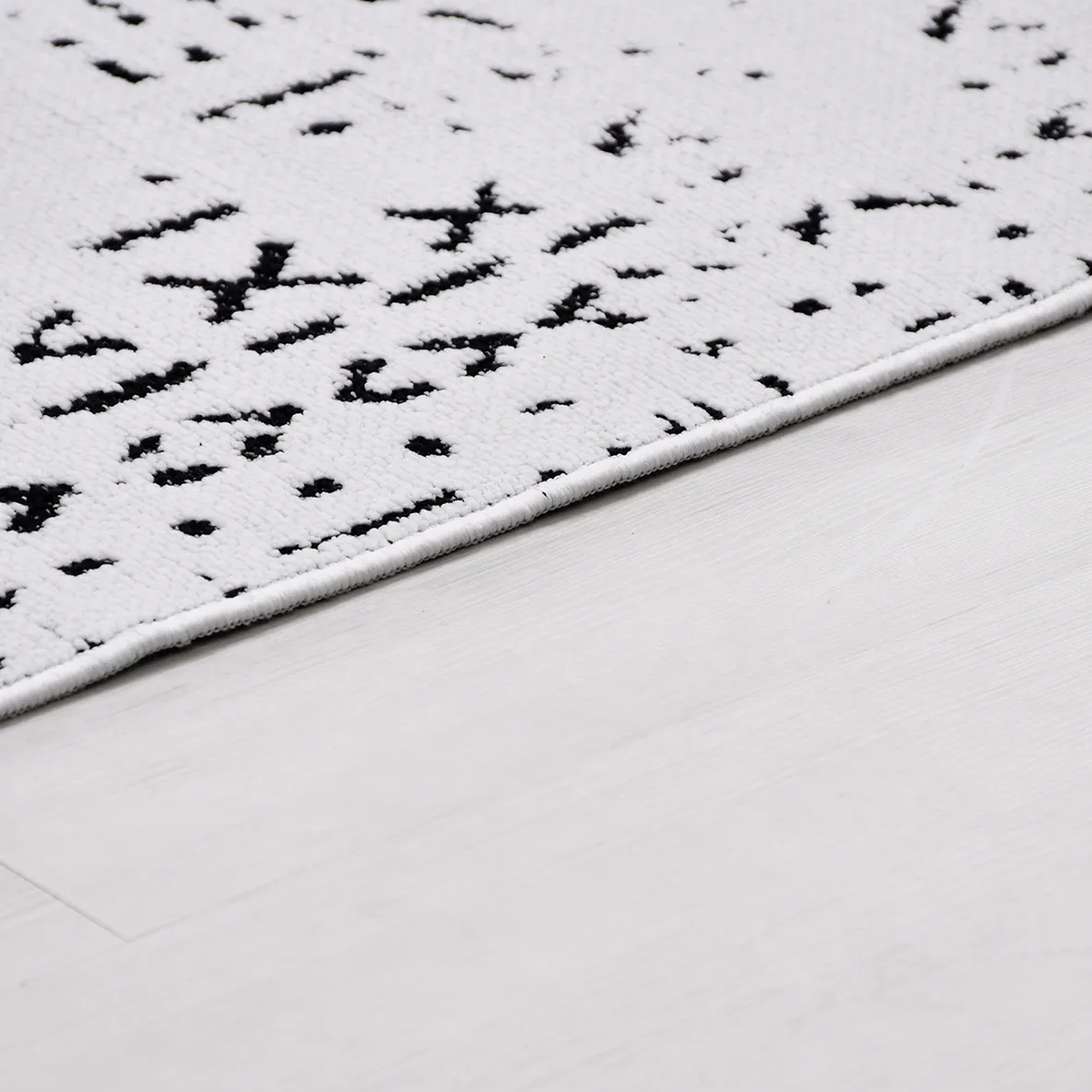 SHARED | Gale Ivory Black Abstract Boho Machine Woven Living Room Bed photo 2