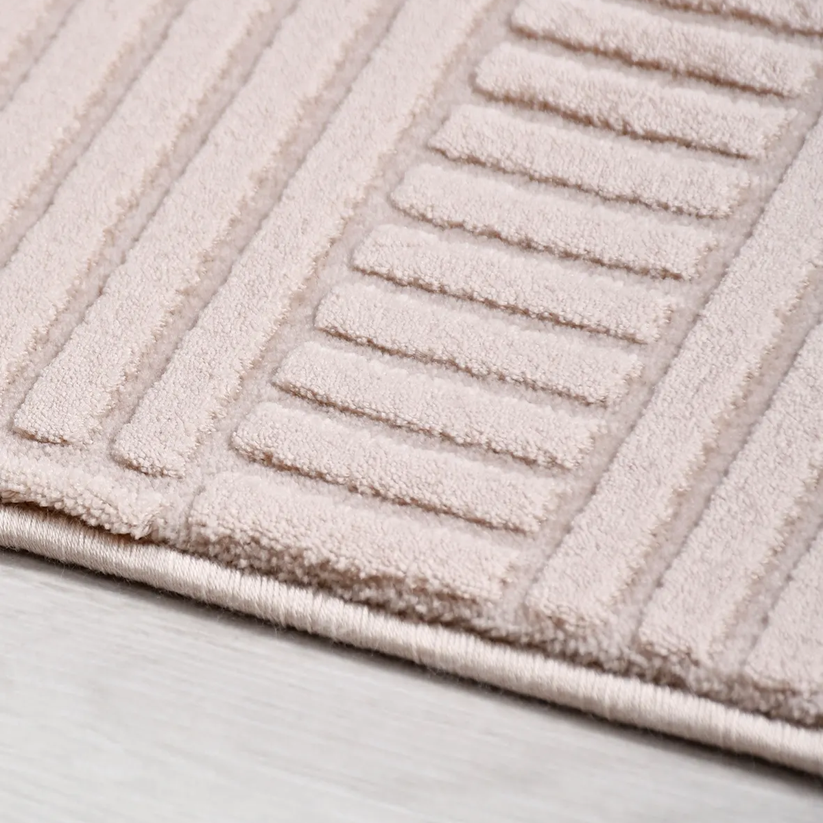 SHARED | Broom Blush Beige Modern Geometric High-Low Machine Woven Li photo 2