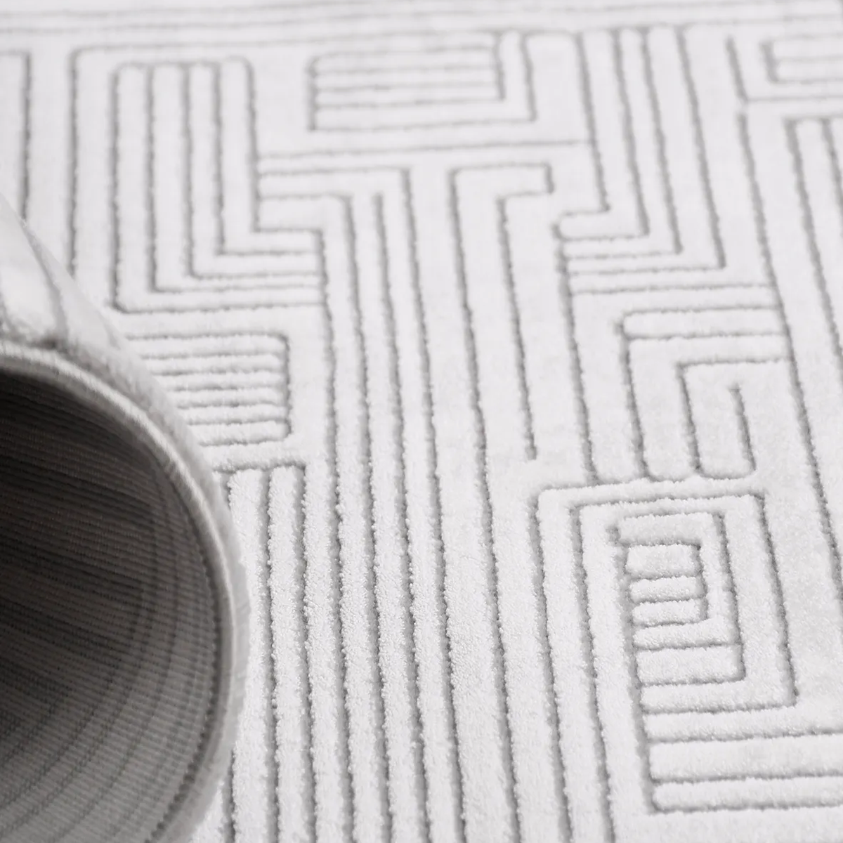SHARED | Camellia Ivory Geometric Modern Machine Woven High-Low Livin photo 3