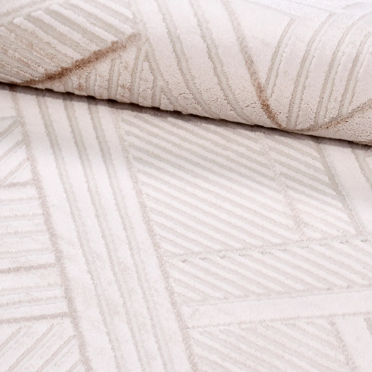 SHARED | Waterlight Cream Geometric Diamond Modern Machine Woven Livi photo 4